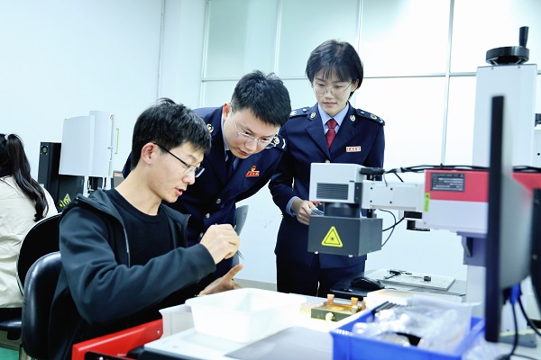 合規護航強根基，專精特新企業釋放創新動能 信息電子技術服務領域觀察